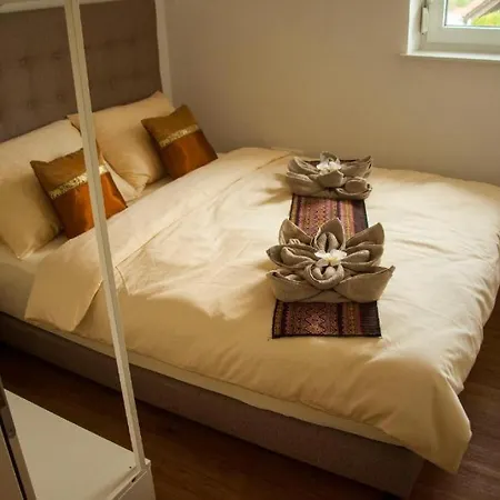 Chang Thai Lägenhet Ljubljana